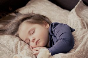 Правила безопасного сна для малышей
